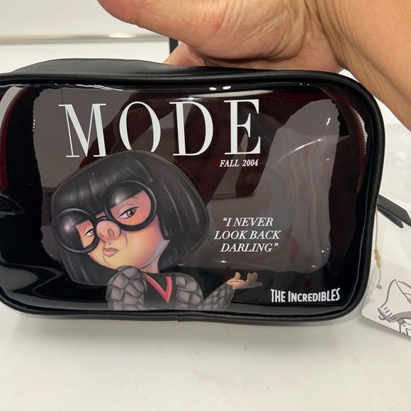 Pixar X Primark Edna Mode Toiletry/Cosmetic Bag - Picture 8 of 10